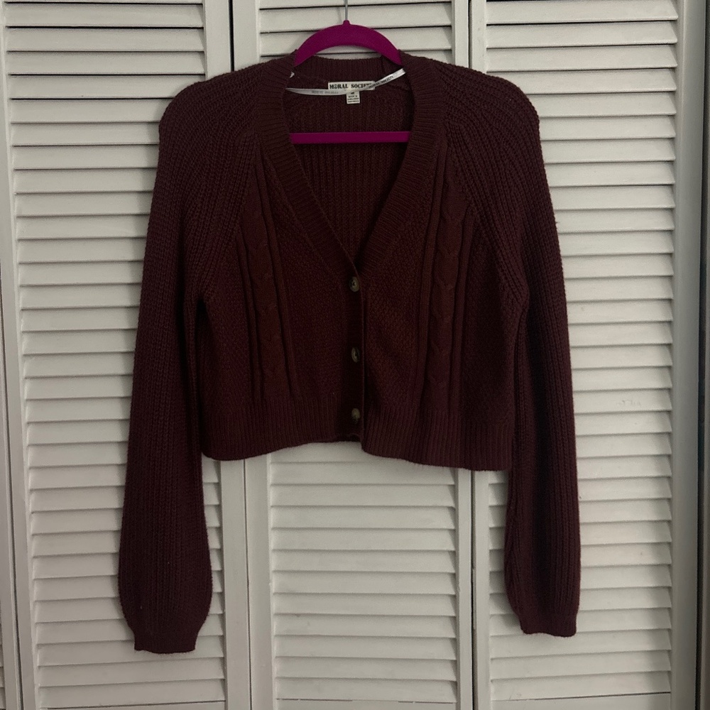 Maroon cropped cardigan